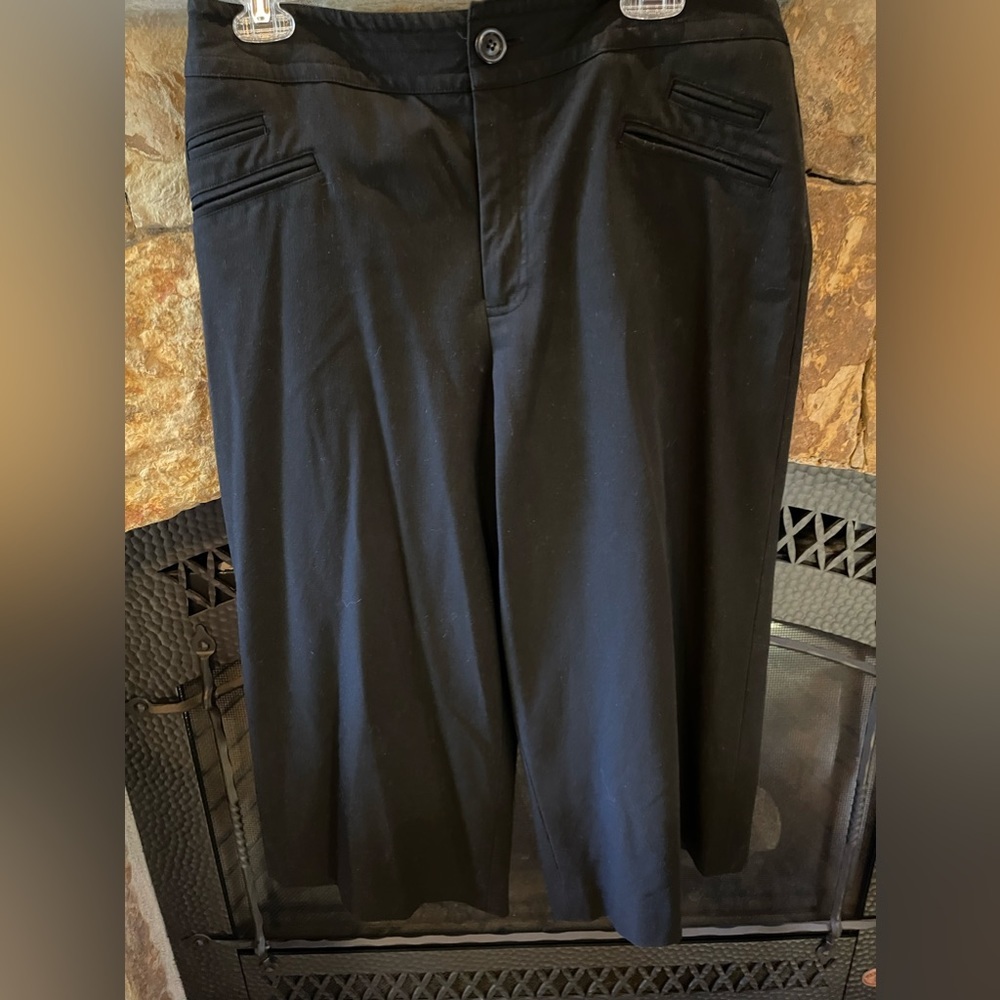 Nine West cropped black pants size 14